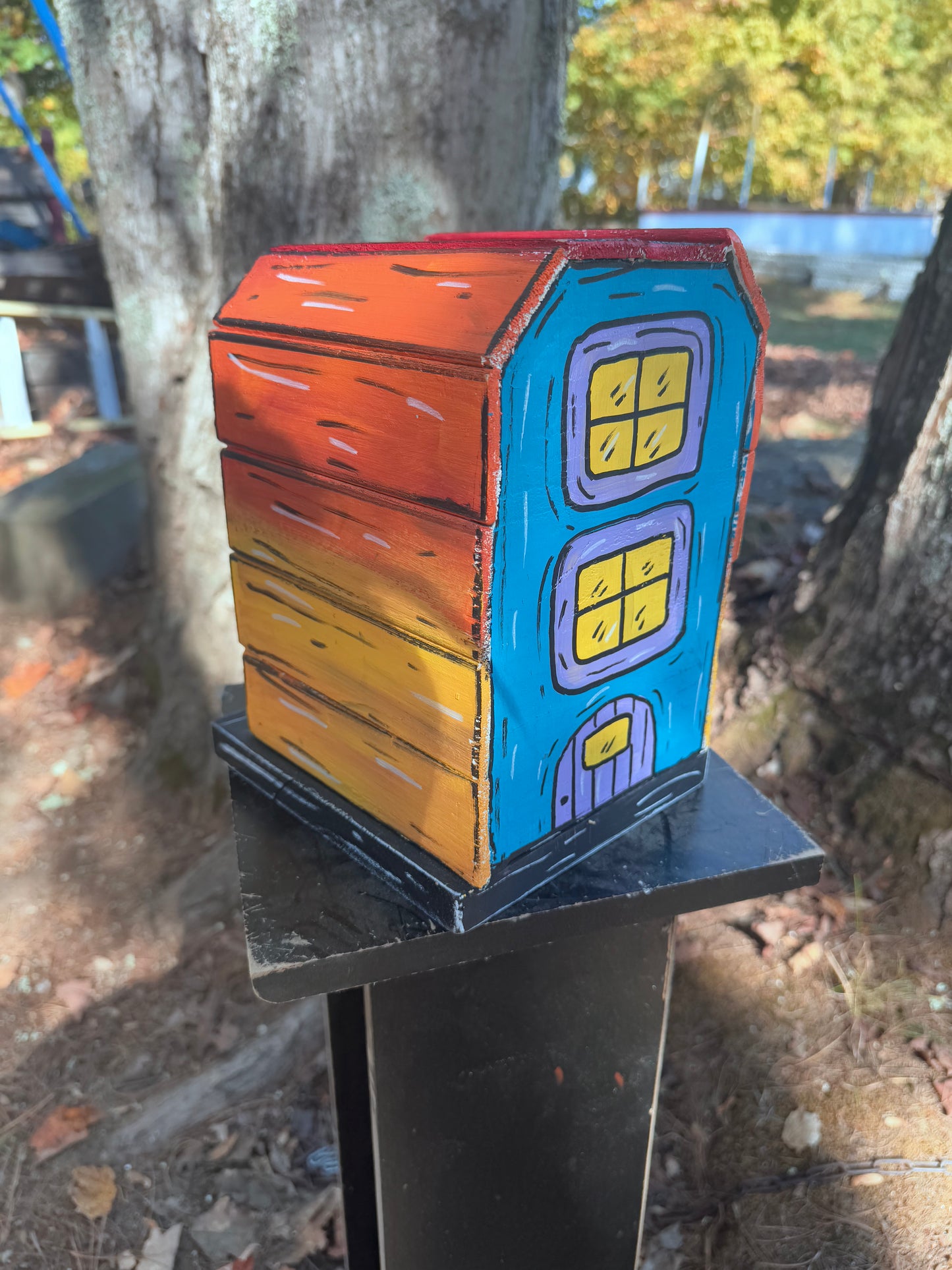 * small sketch birdhouse